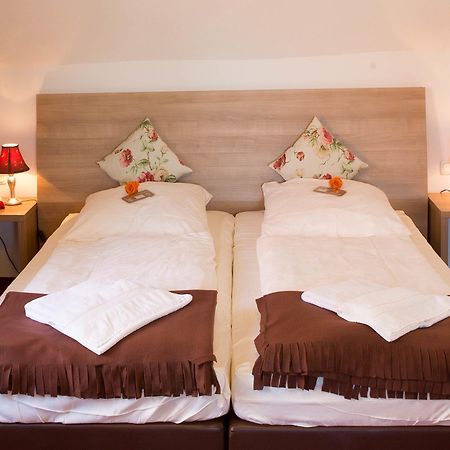 רוטנבורג אוב דר טאובר Boutiquehotel Goldene Rose - Self-Check-In מראה חיצוני תמונה