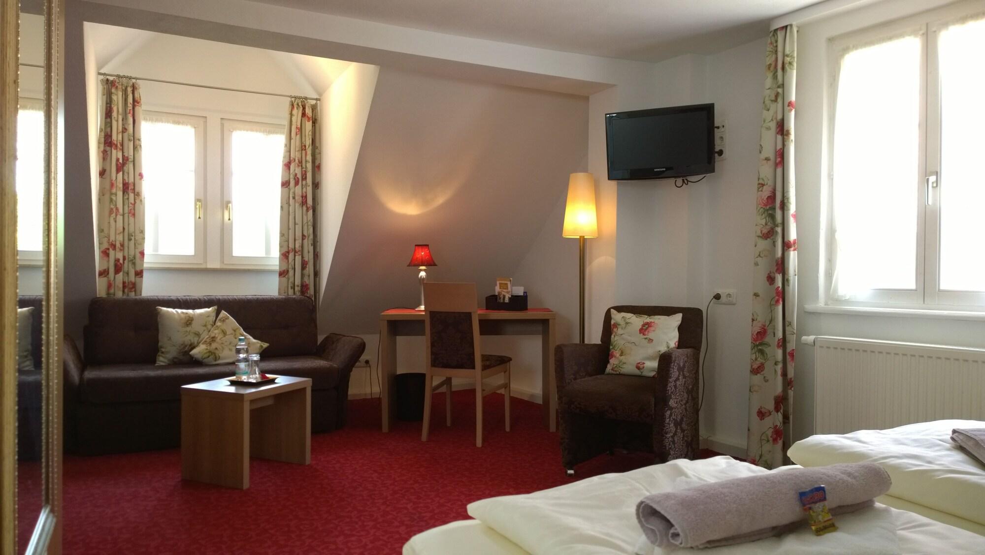 רוטנבורג אוב דר טאובר Boutiquehotel Goldene Rose - Self-Check-In מראה חיצוני תמונה